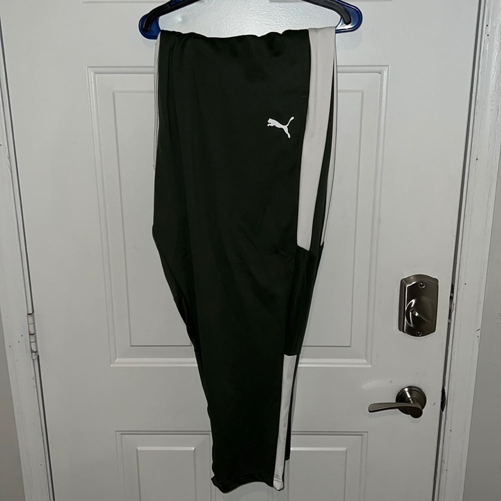 Puma Track Suit 4XLT Army Green Used Excellent Condition $80 OBO
